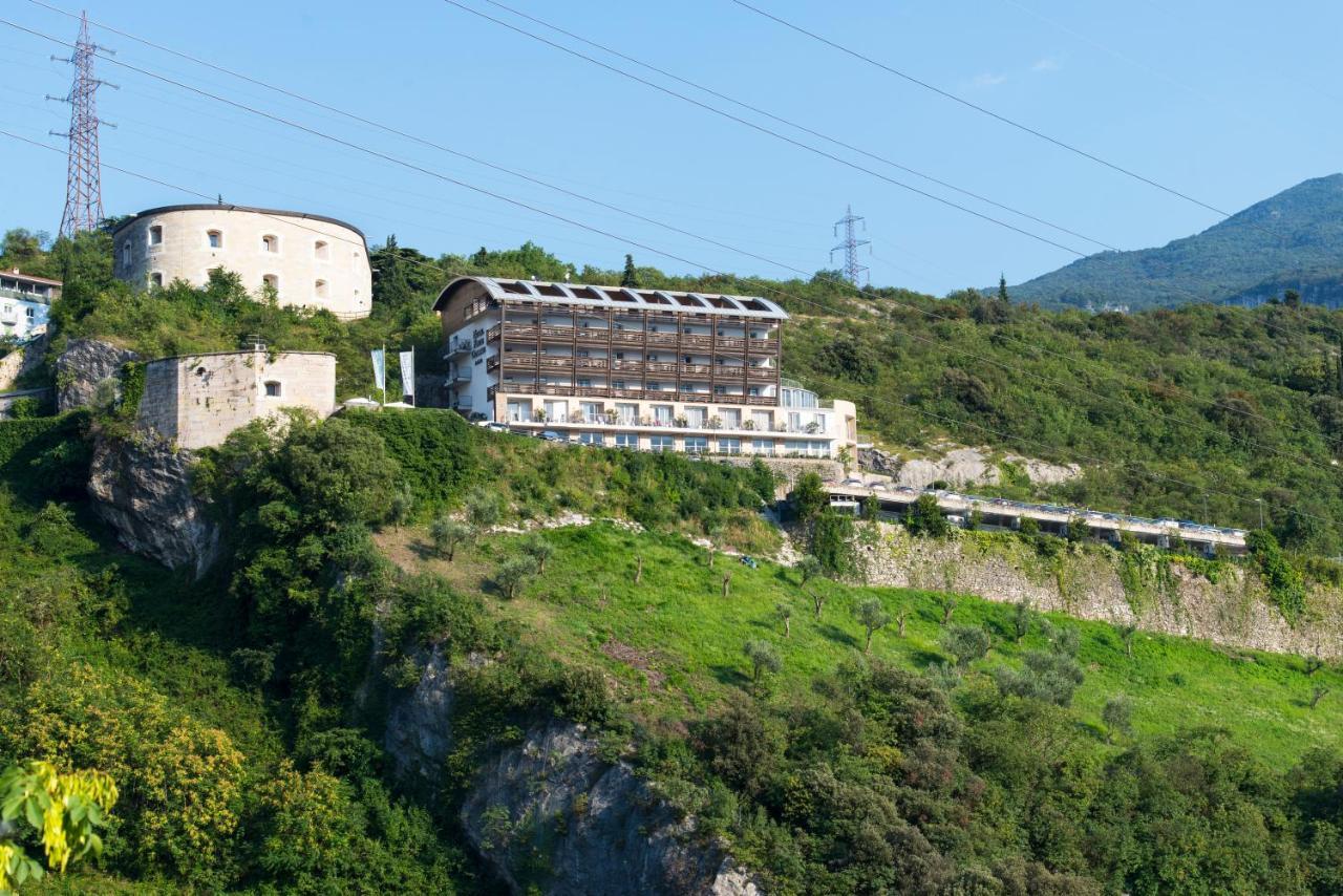 Garda Hotel Forte Charme Torbole Sul Garda Buitenkant foto